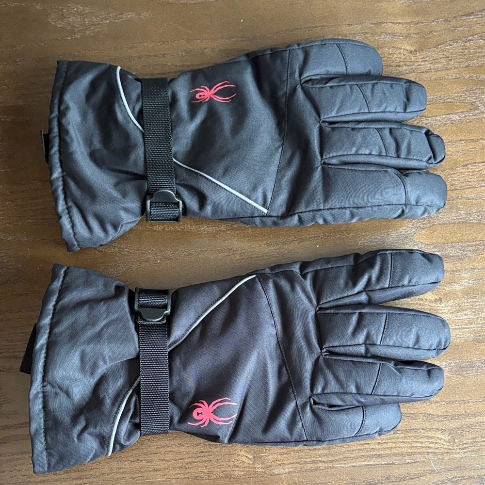 Spyder Black Gloves with Red Tag